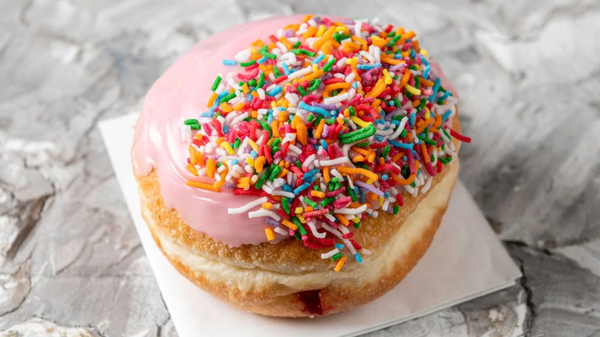 Highlights, Karl's Donuts