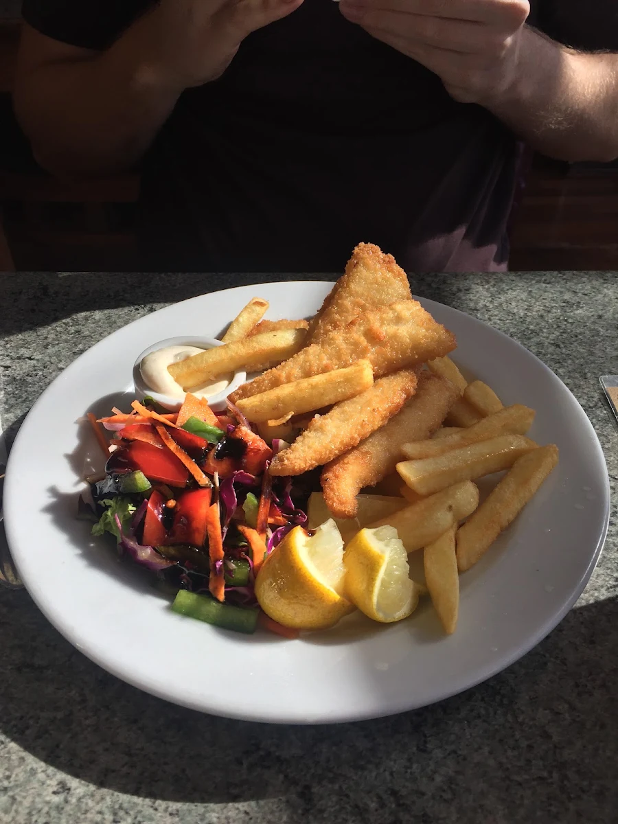 Chips or Salad, CAFFIENDS in the mall