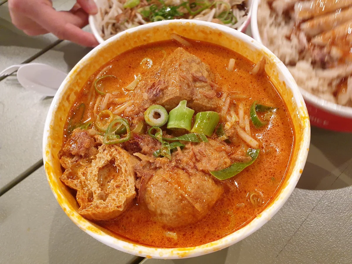 Curry Laksa, Chicken Rice Corner (Raine Square)
