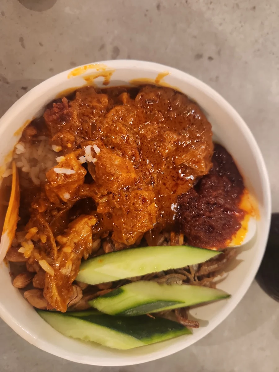 Highlights, Chicken Rice Corner (Raine Square)
