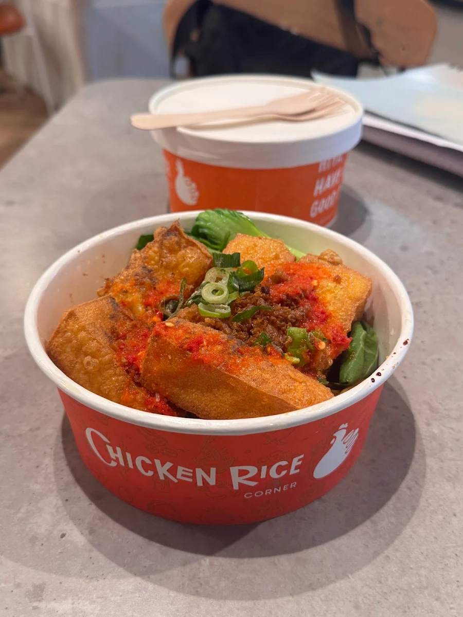 Highlights, Chicken Rice Corner (Raine Square)