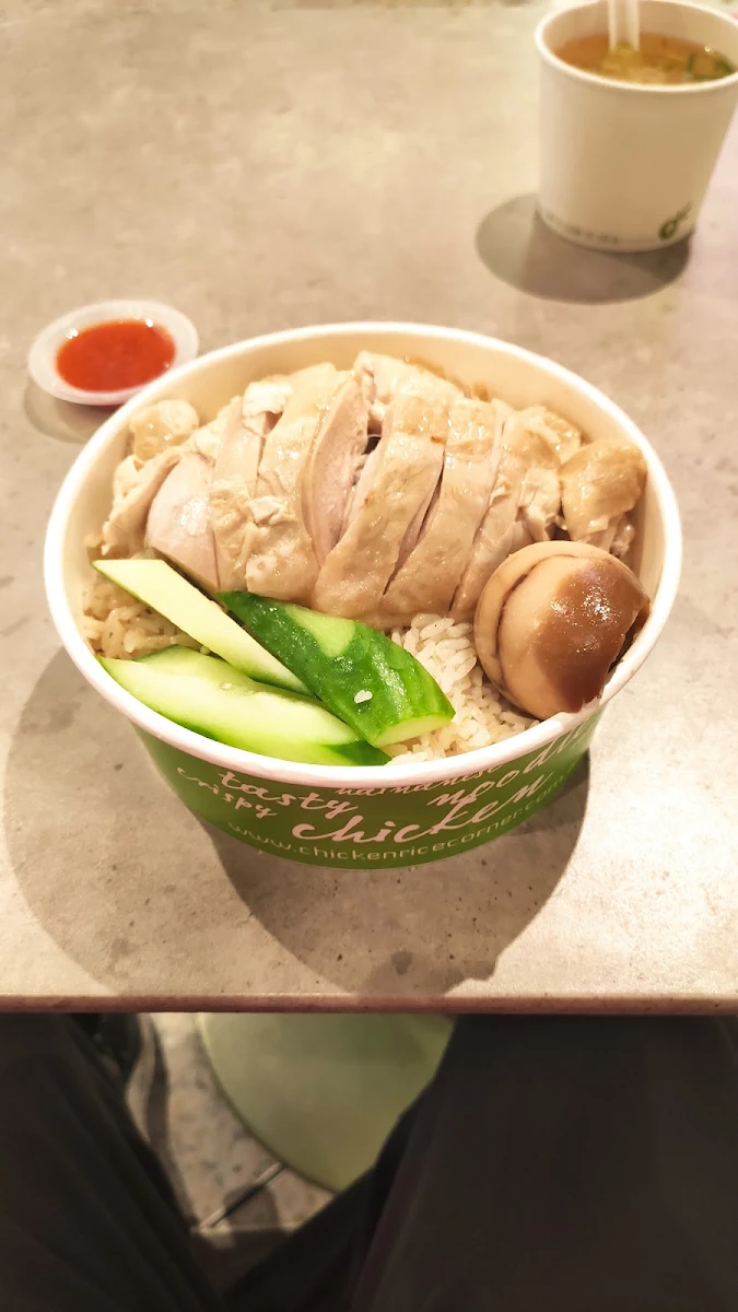 Highlights, Chicken Rice Corner (Raine Square)