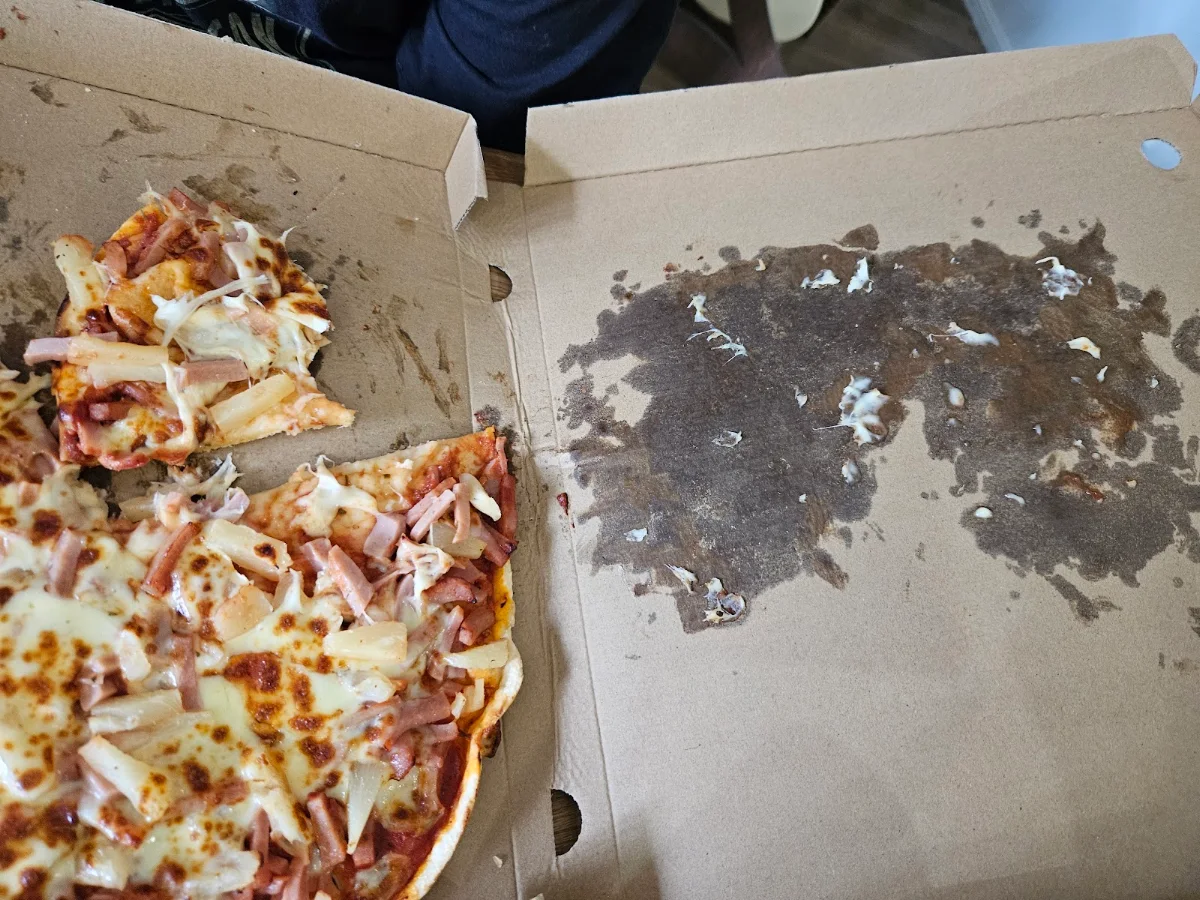 Highlights, Chizzos Pizzeria