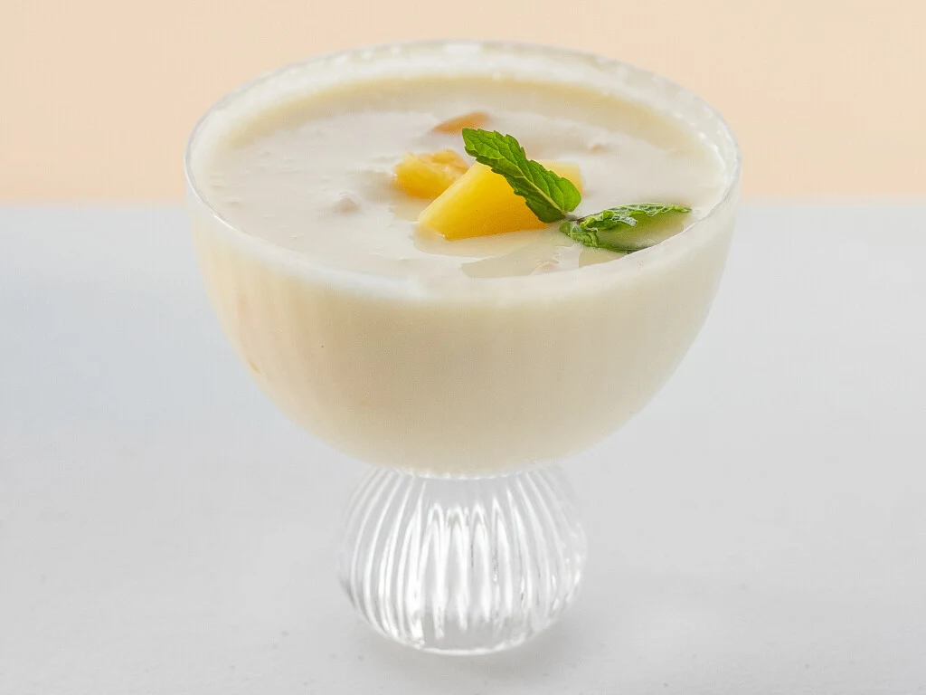 Mango Lassi, Curry 'n' Spice Indian Restaurant