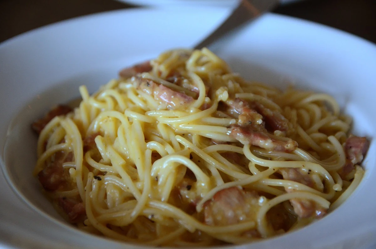 Spaghetti Alla Carbonara, Queen Margherita Pizza Bentleigh East