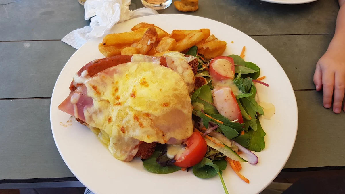 Highlights, Wharf Tavern
