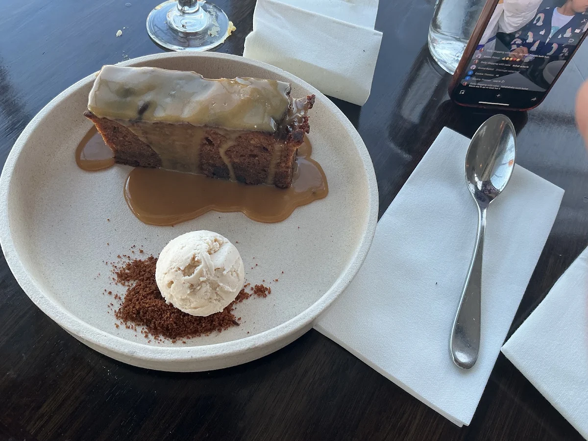 Sticky Date Pudding