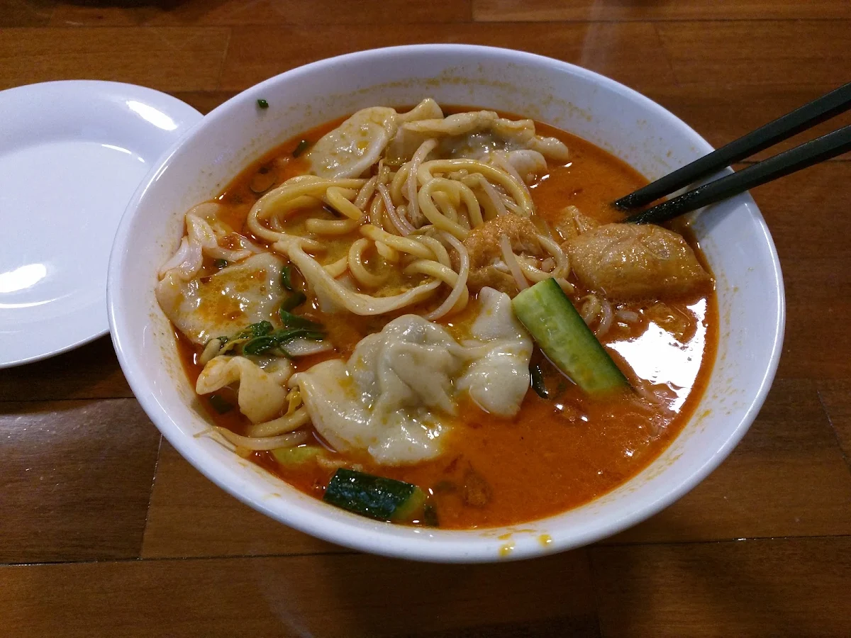 Chicken Dumpling Laksa, Laksa House