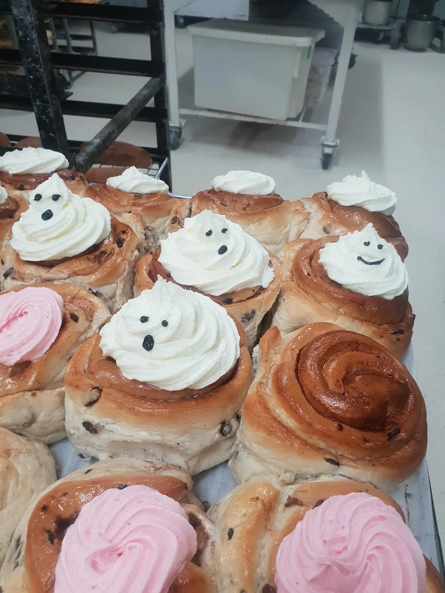 Highlights, Meningie Bakery