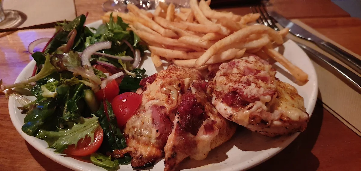 Chicken Parmigiana, Birdy Bar