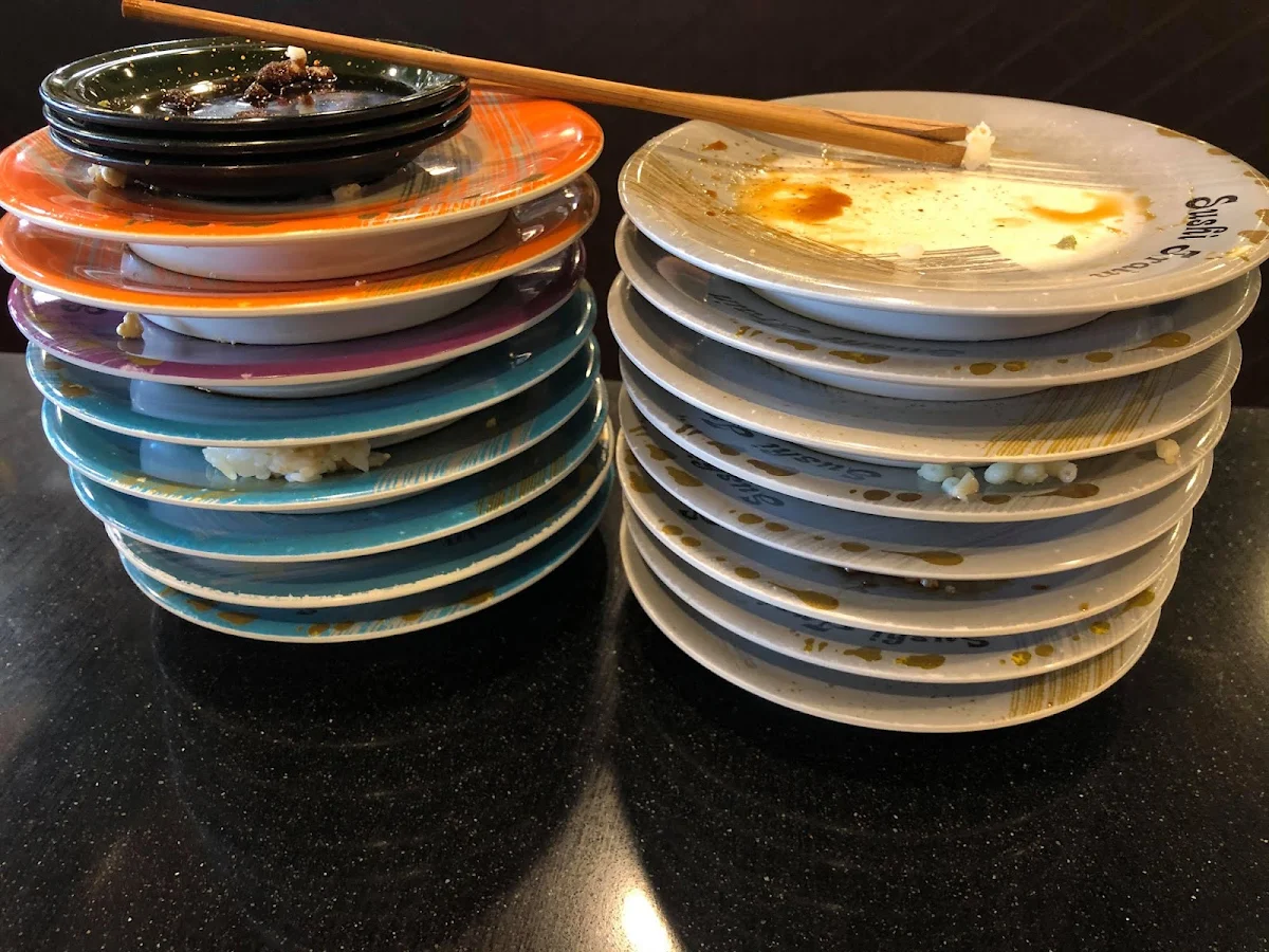 Highlights, Sushi Train Mt Sheridan