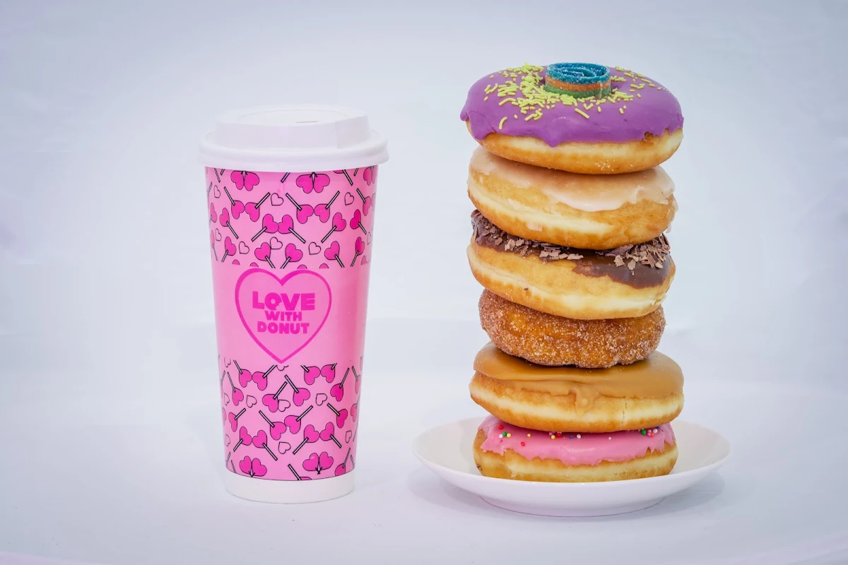 Highlights, Love With Donut