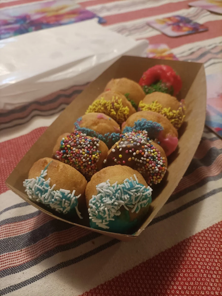 Highlights, Love With Donut