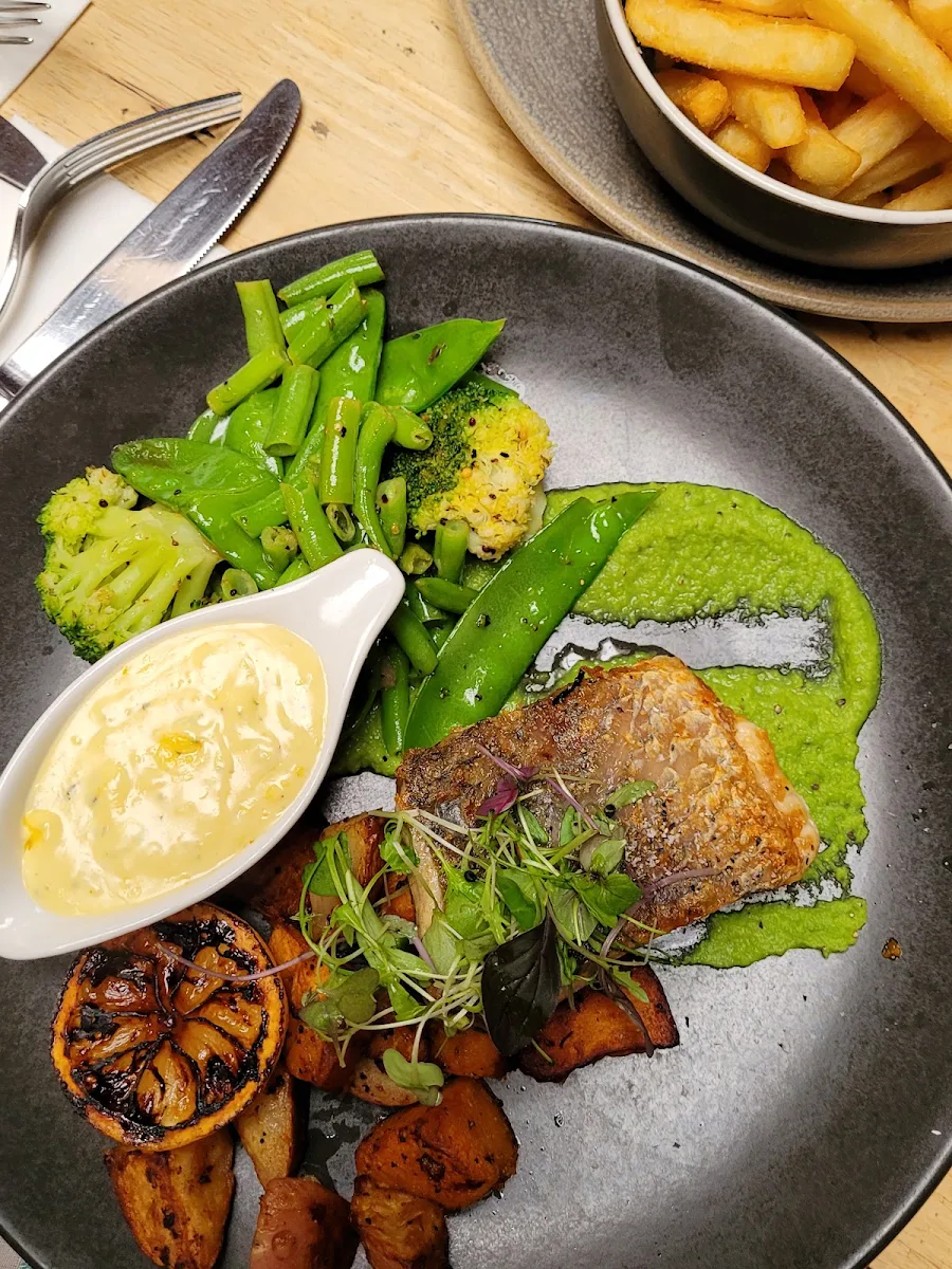 Veggies, The George Hotel - The Lane Cafe
