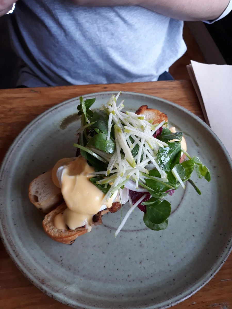 Classic Eggs Benedict