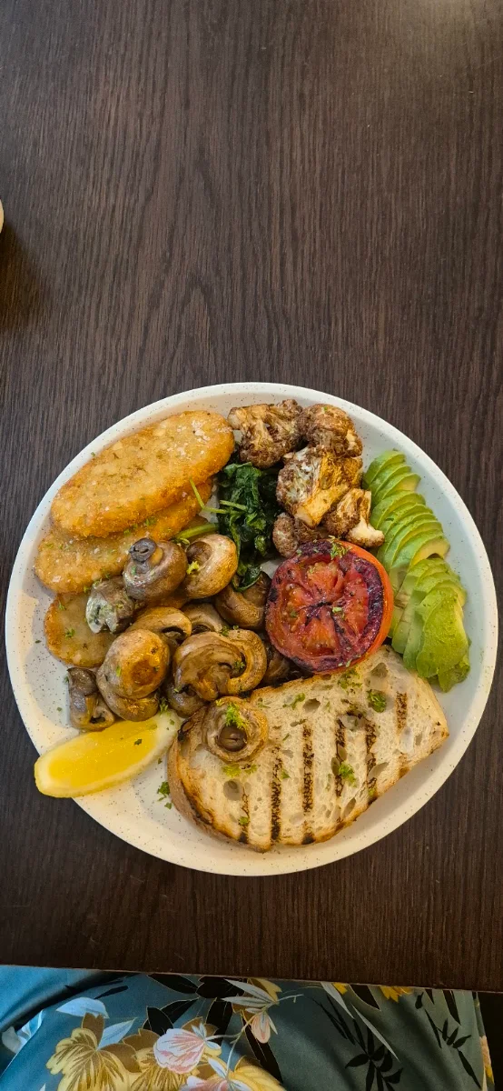 Big Veggie Breakfast, Lennons Restaurant & Bar