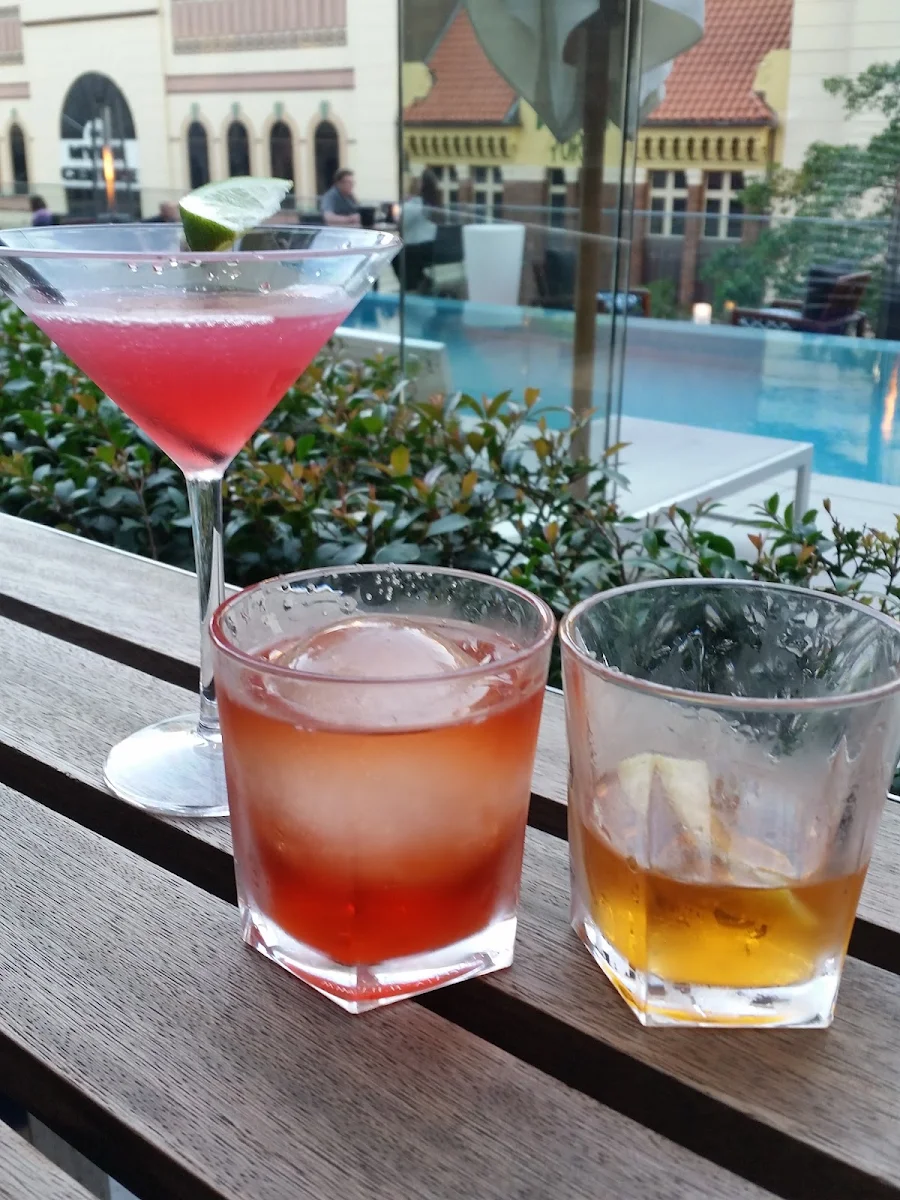 Service, Lennons Restaurant & Bar