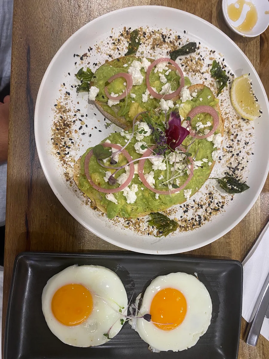 Smashed Avocado, Bimberio