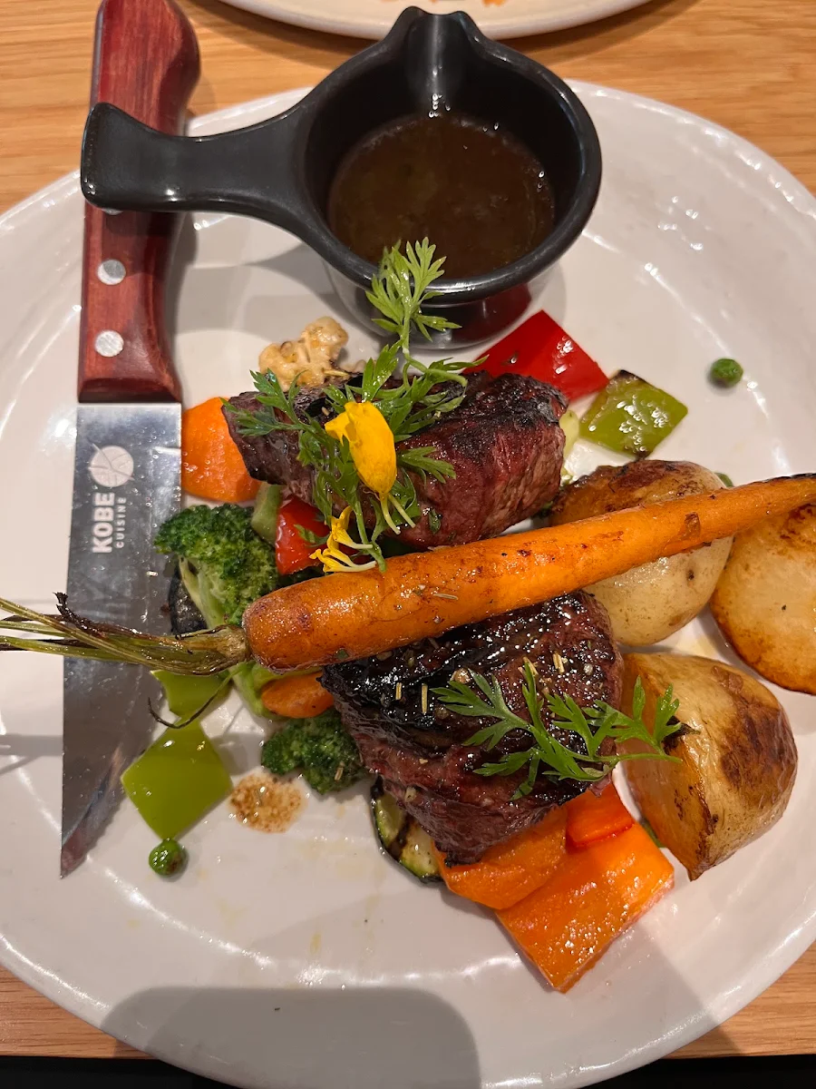 Steak, Giorgios Restaurant