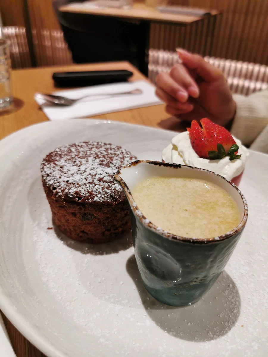 Sticky Date Pudding, Giorgios Restaurant