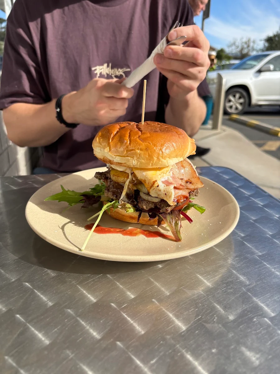 Highlights, Lemontree Cafe and Takeaway