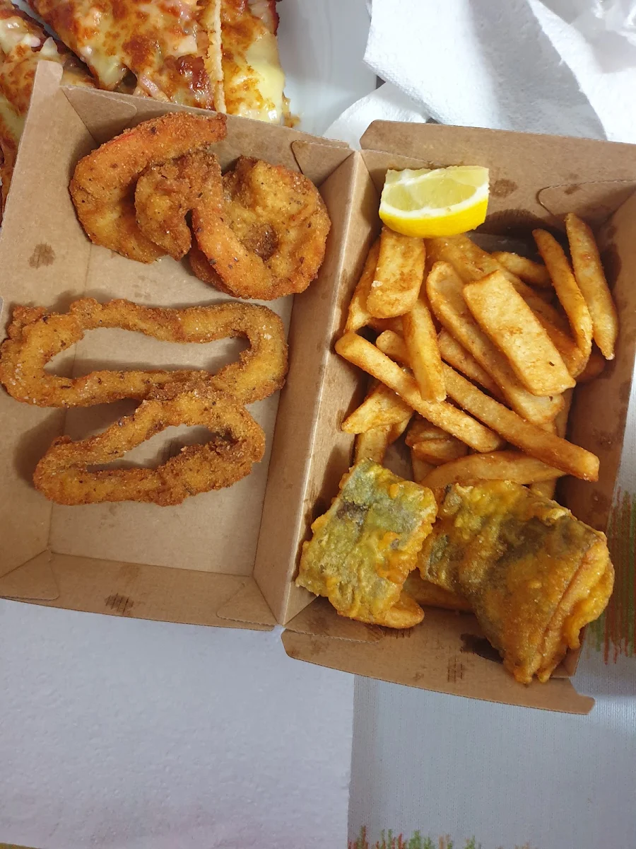 Highlights, Lemontree Cafe and Takeaway