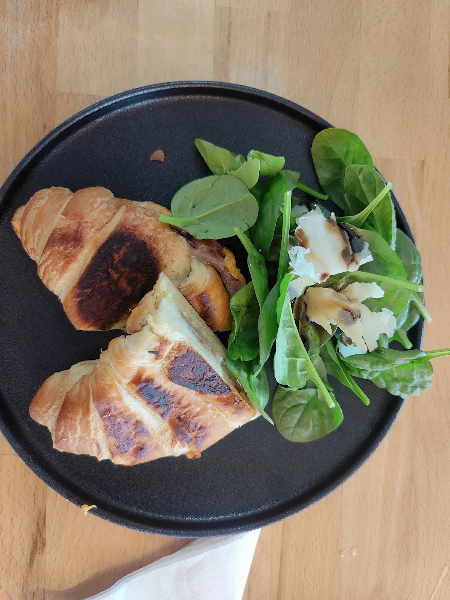 Highlights, Steamhouse Cafe