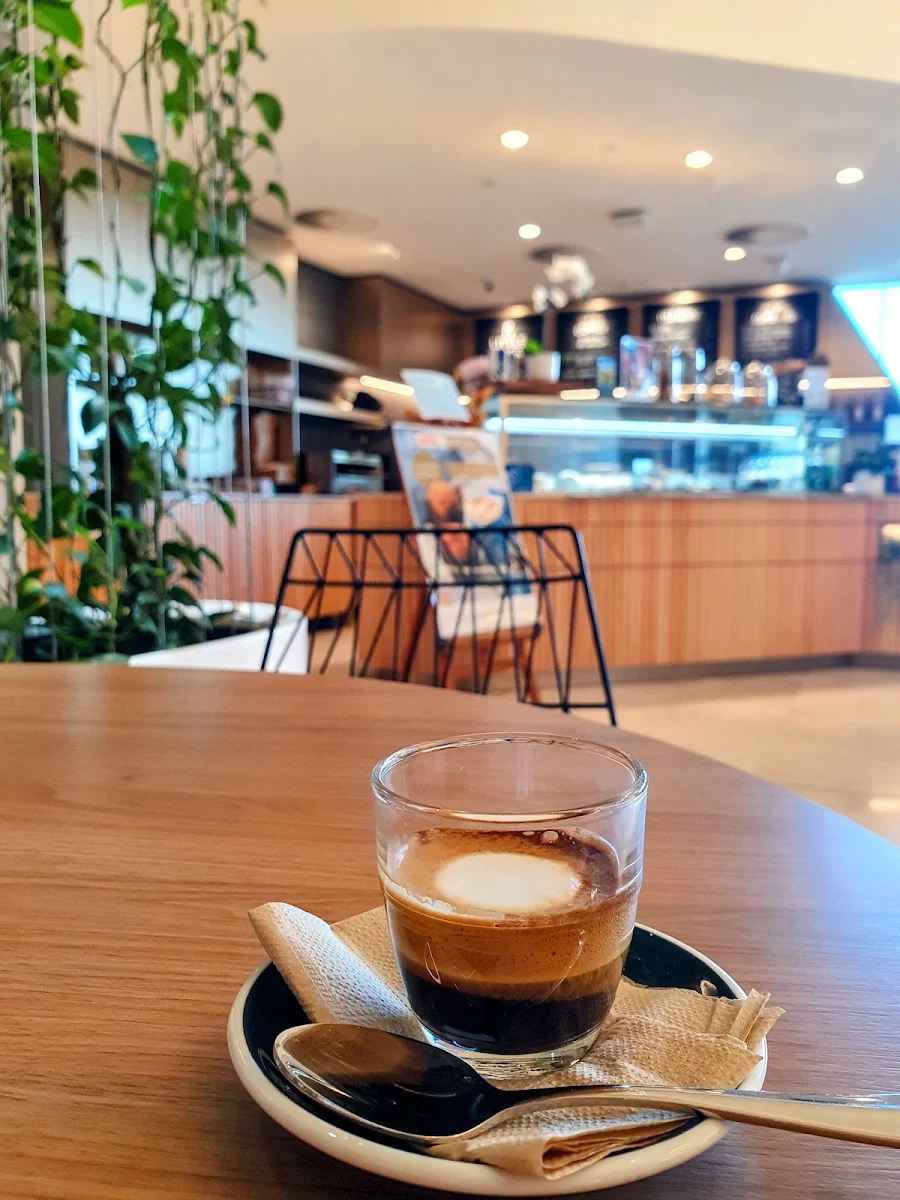 Macchiato, Little Duck Mount St
