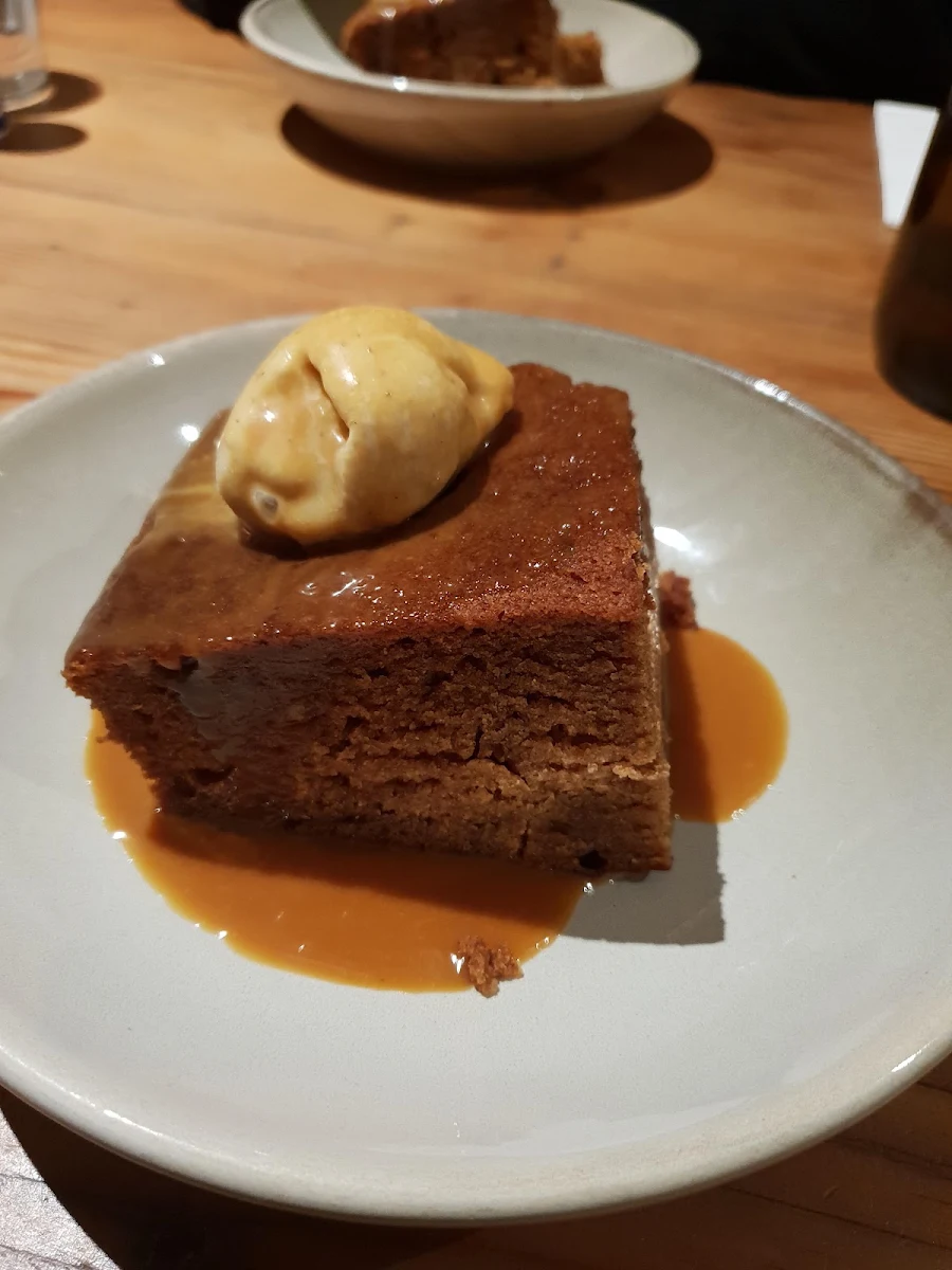 Sticky Date Pudding
