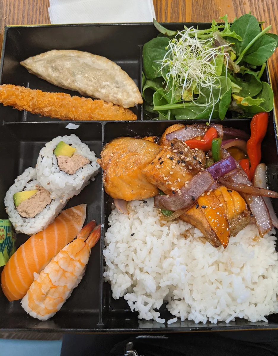Vegetarian Teriyaki Bento Box
