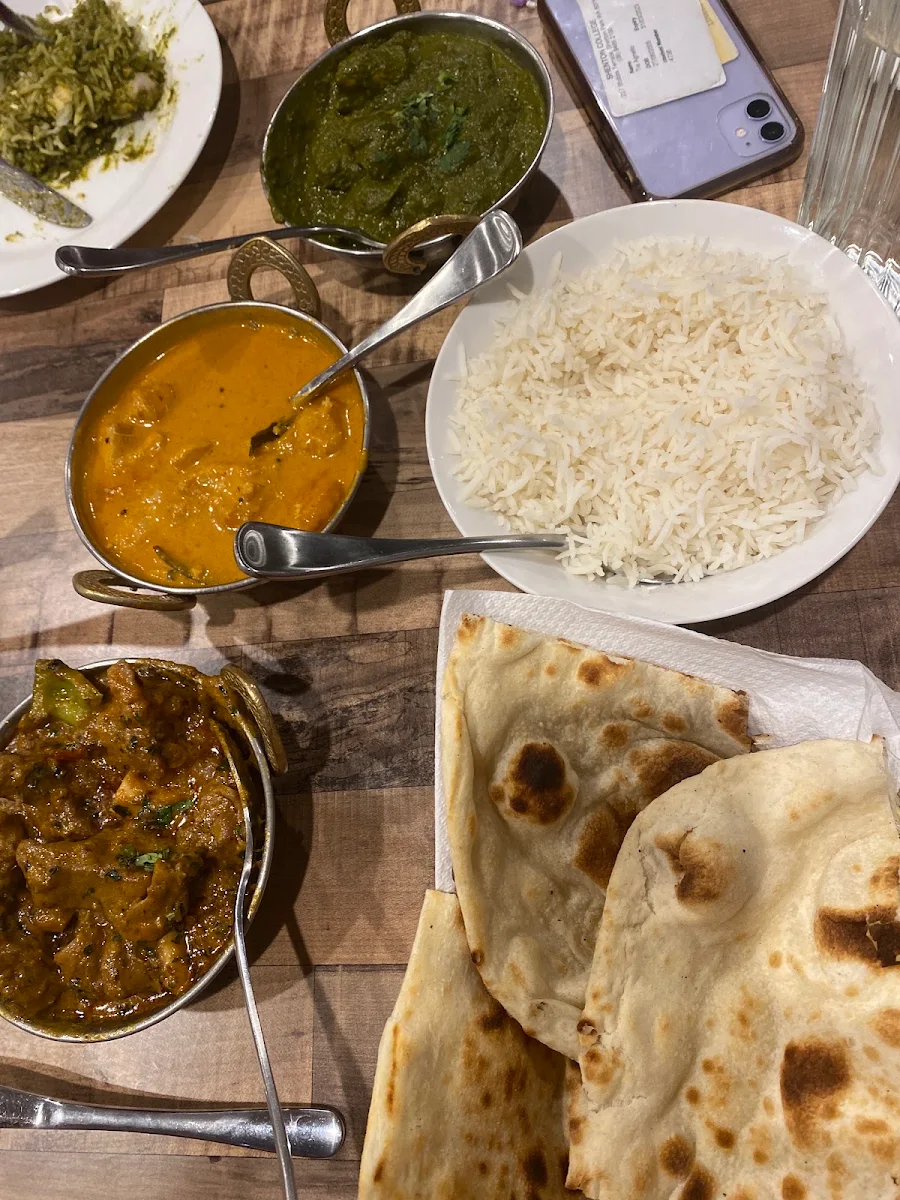 Saag Chicken, Bollywood Stories Indian Restaurant