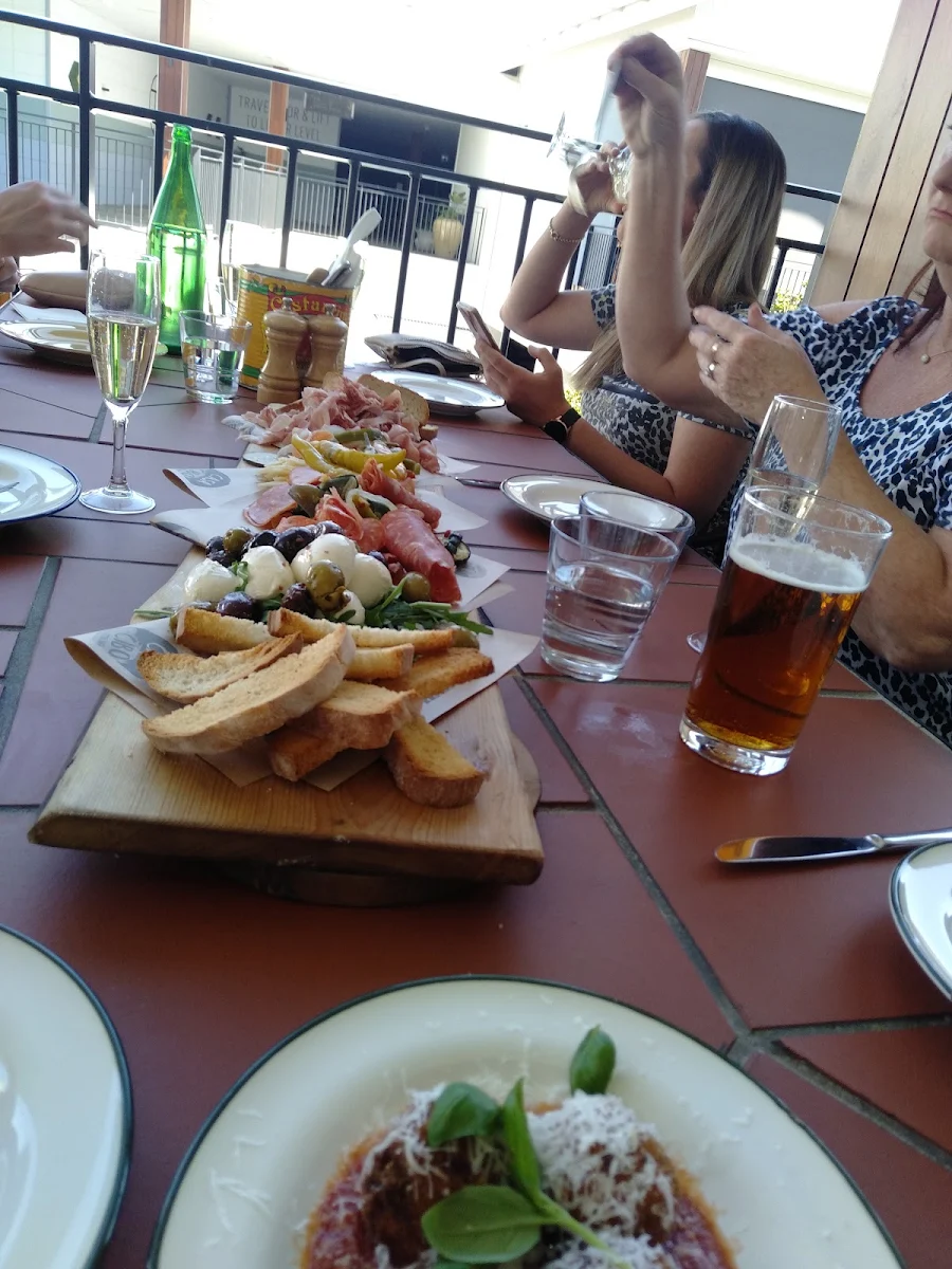 Share Platter, Casa Cibo