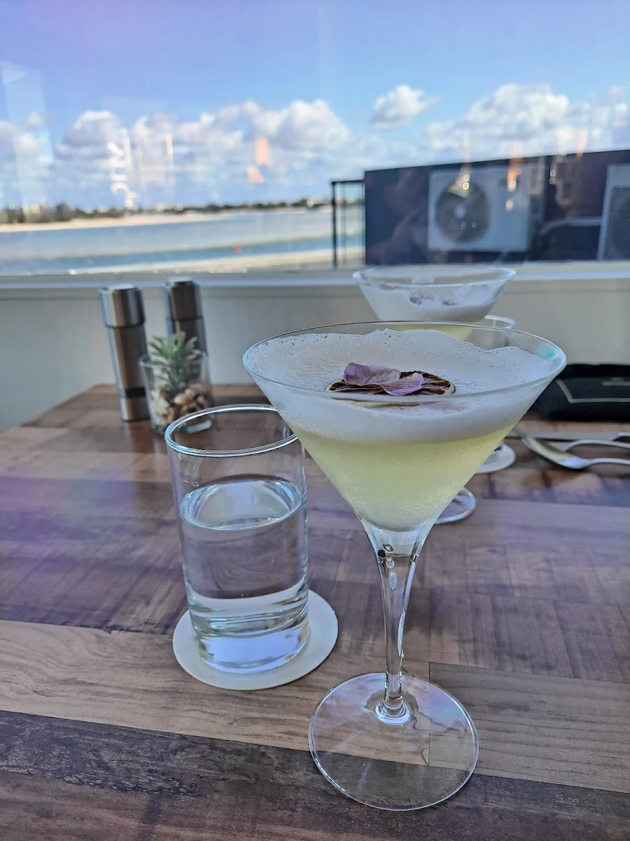 Lemon Martini, Acqua Restaurant & Bar