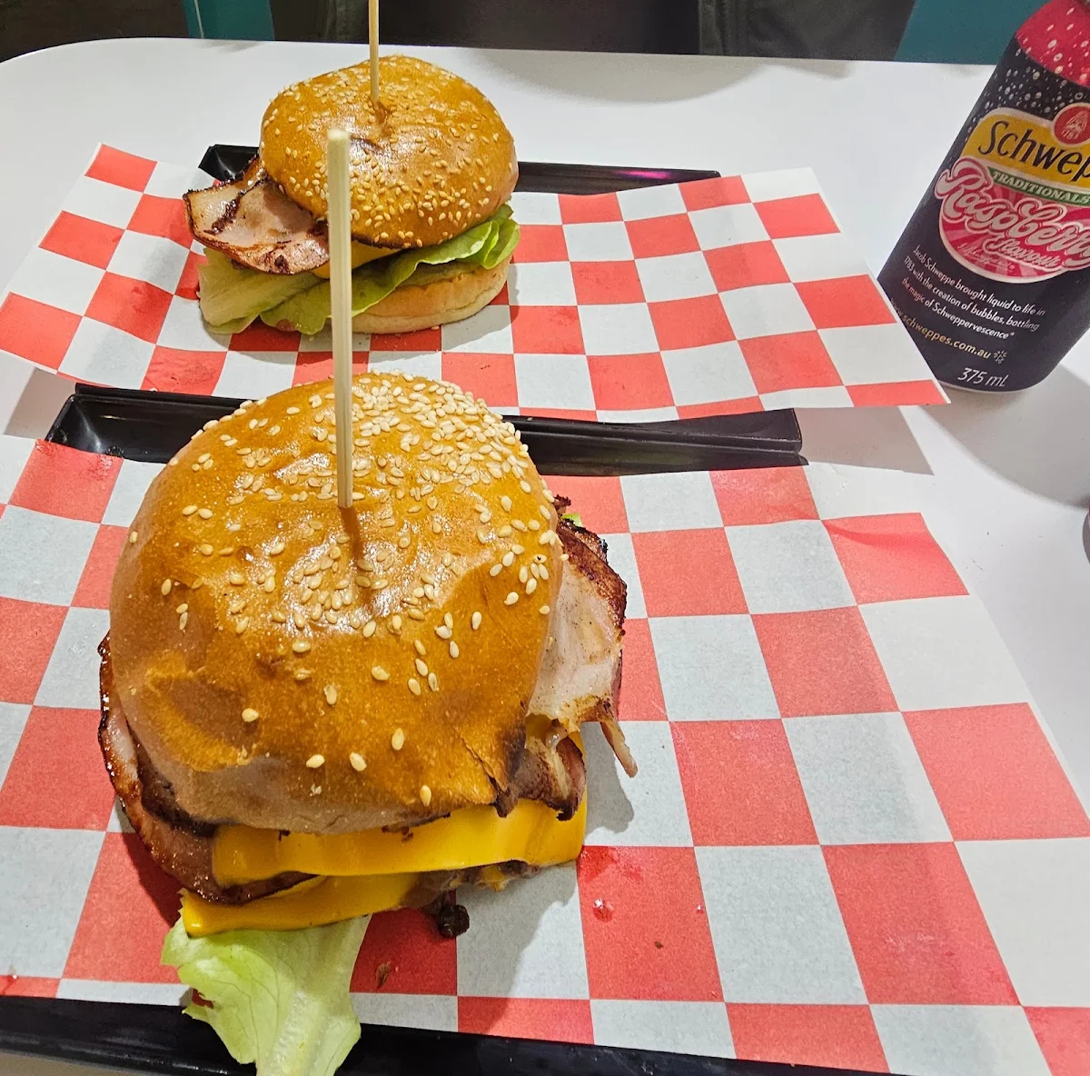 EH Smashed Burger, Kustom Burgers Thornbury
