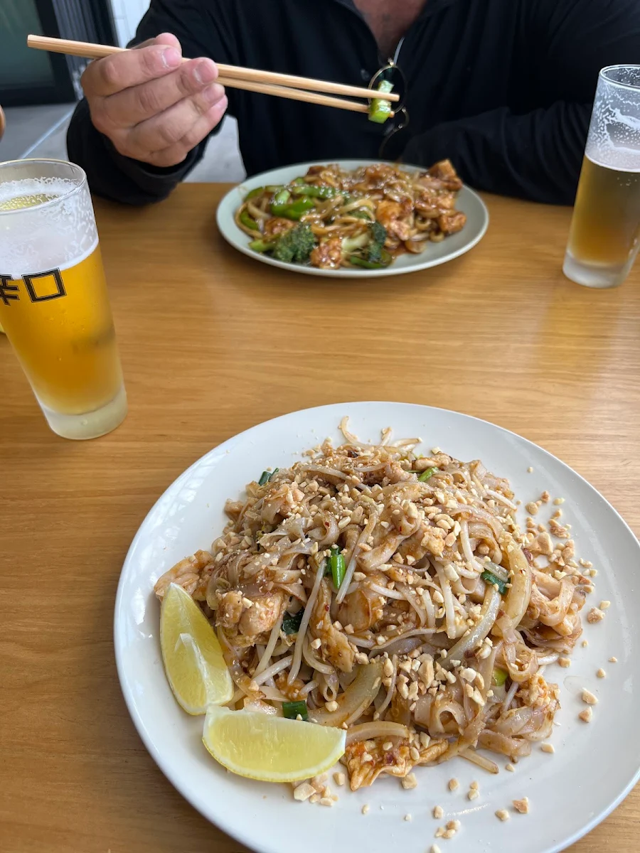 Chicken Pad Thai, Noodle Street Jindalee