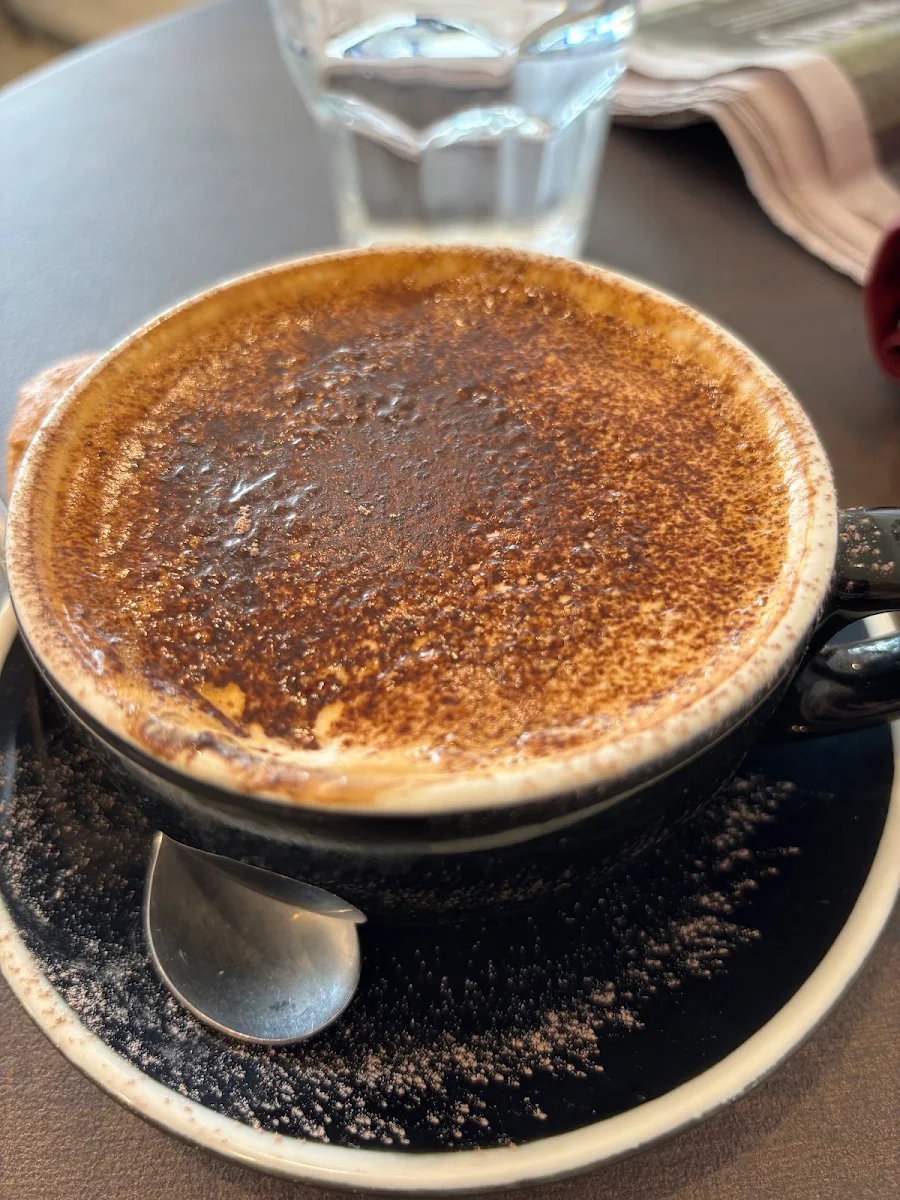 Highlights, Harry’s coffee shop