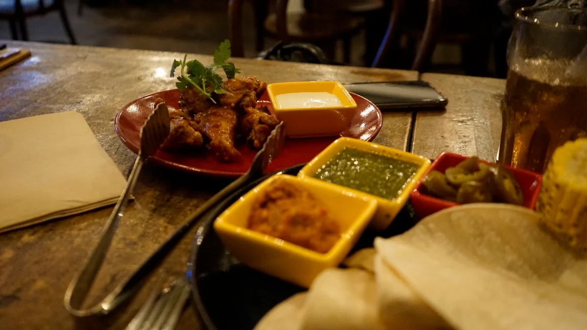 Chicken Wings and Condiments, La Barrita