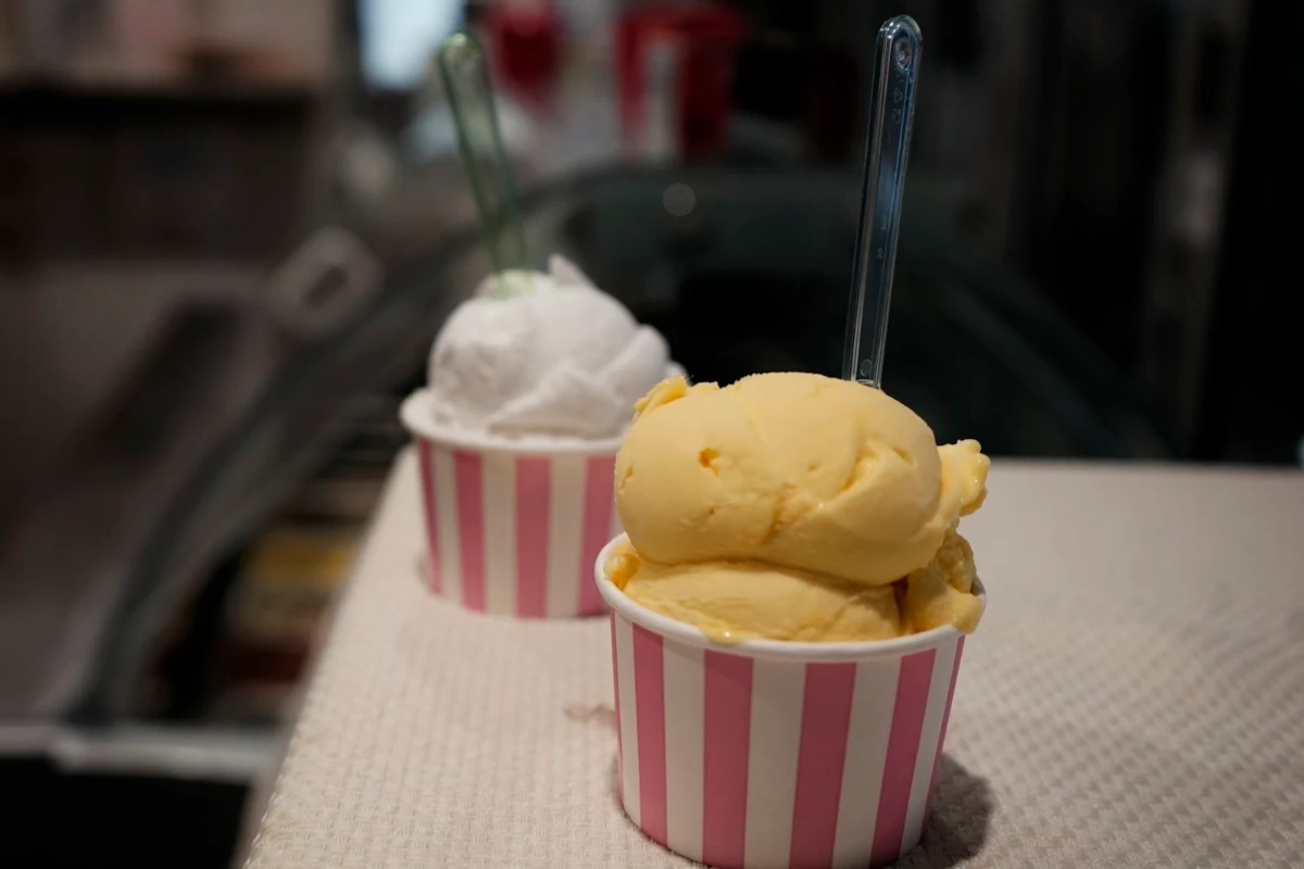 Mango and Coconut Gelato, La Barrita