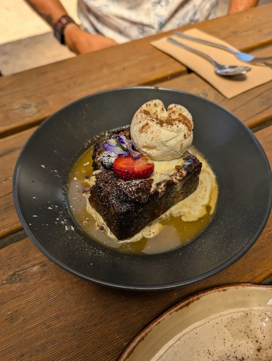 Sticky Date Pudding
