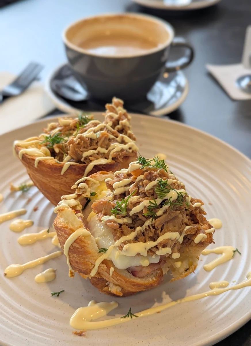 Highlights, Oak & Stone Cafe