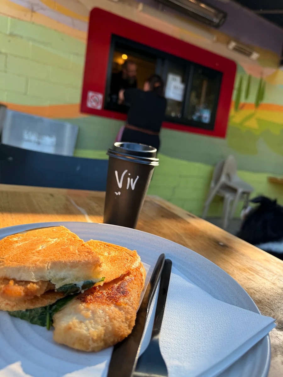 Highlights, Oak & Stone Cafe