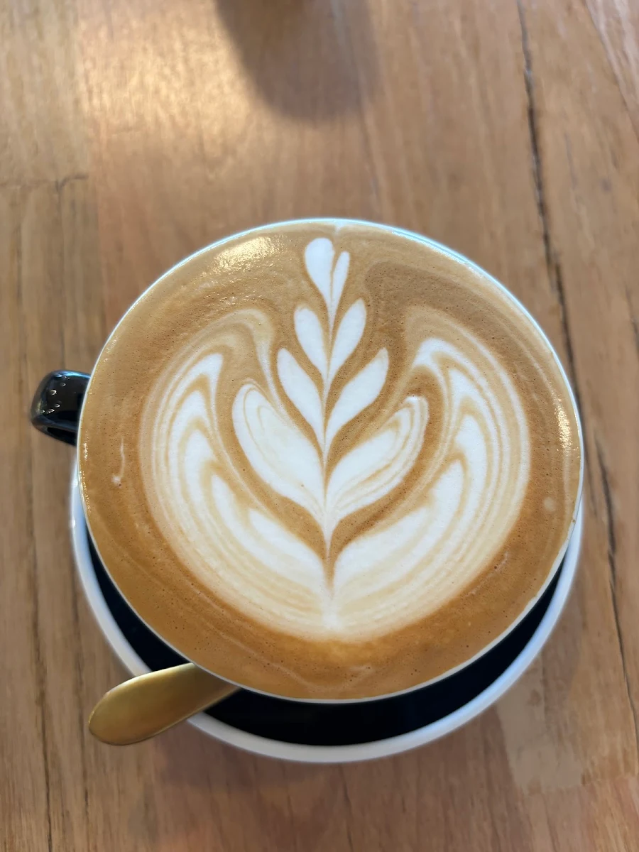Coffee Latte, Caffe Centrale