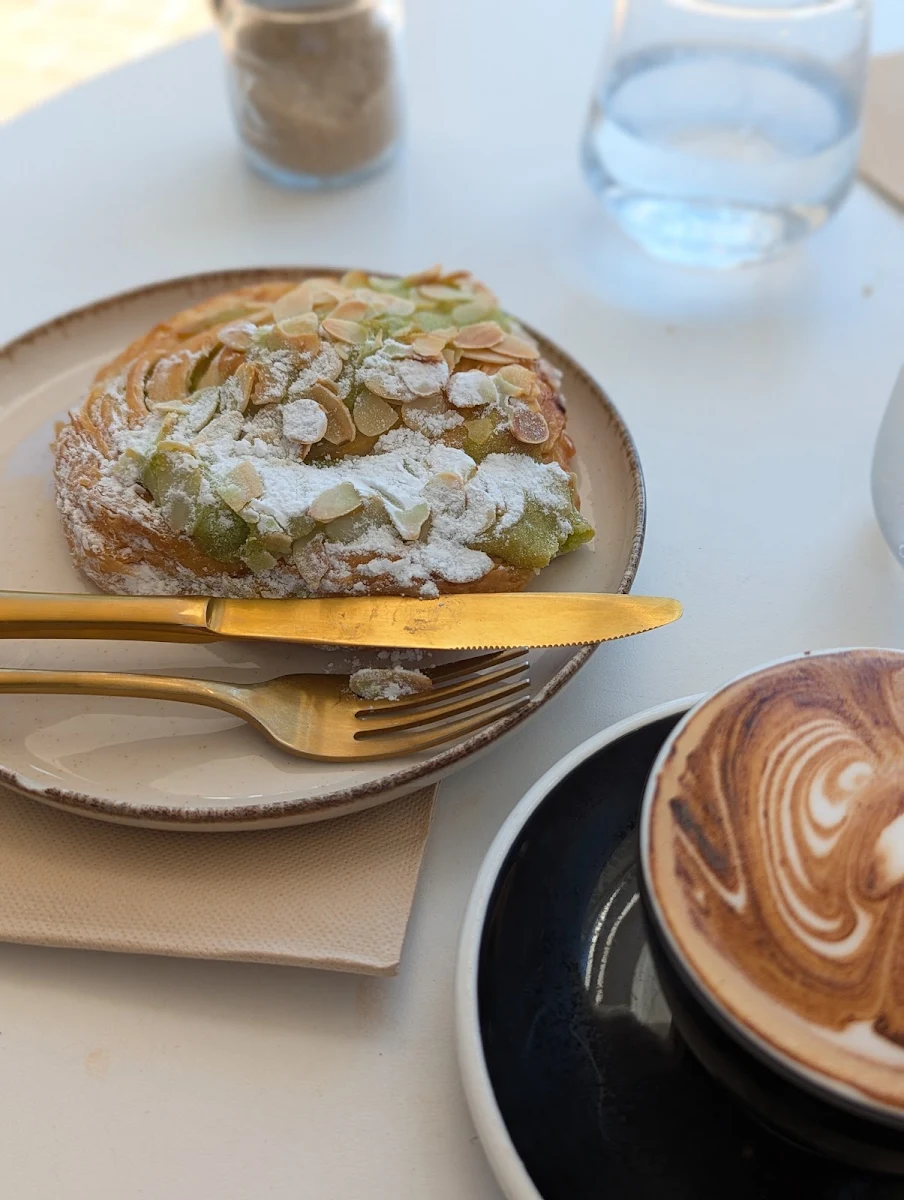 Highlights, Caffe Centrale