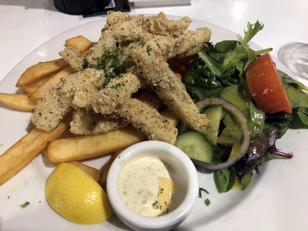 Lemon Pepper Calamarl, Golden Vine Hotel