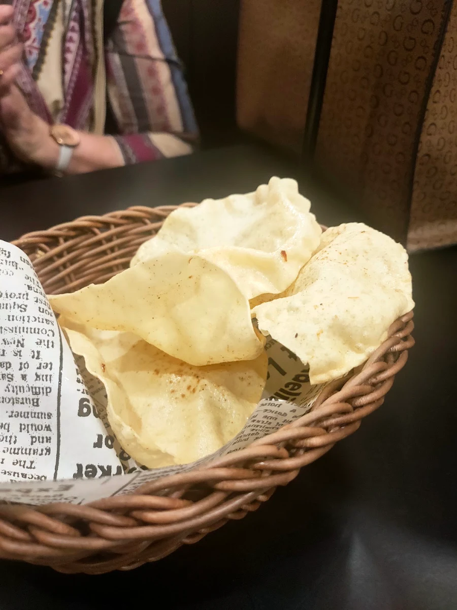 Pappadum, Qalandari “The Taste of Karachi” Restaurant