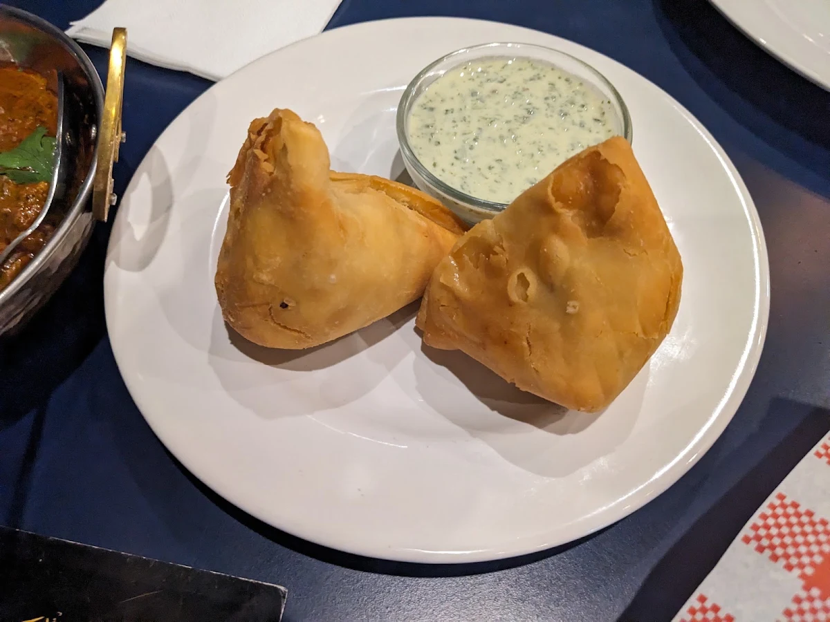 Vegetable Samosa 2pc 4pc, Qalandari “The Taste of Karachi” Restaurant