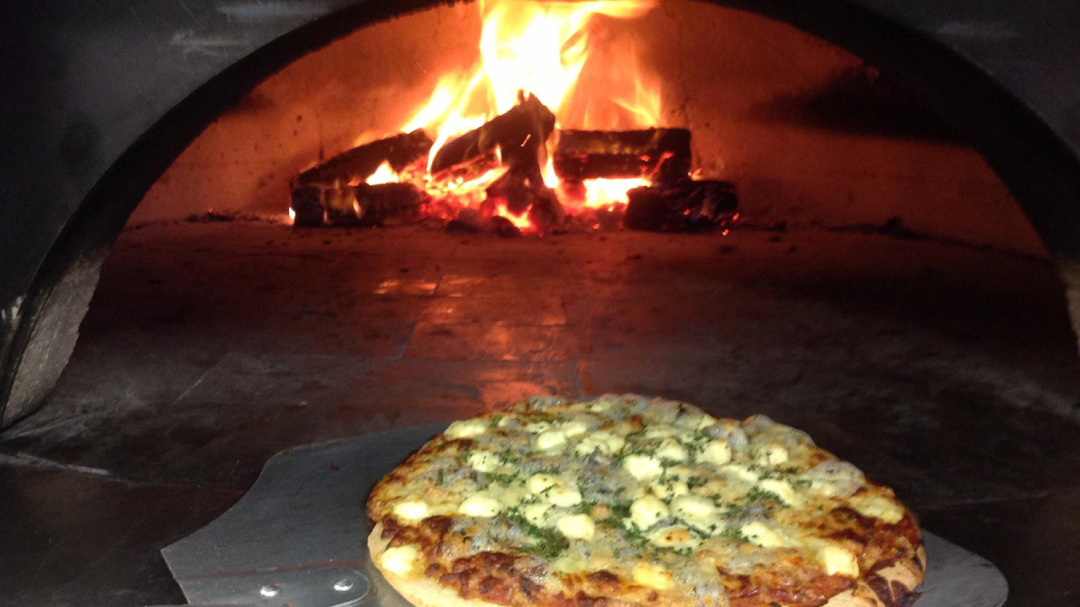 Highlights, Fresh Woodfire Pizza & Pasta