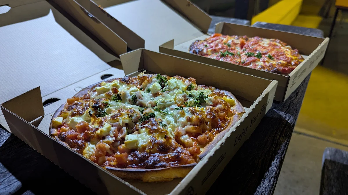 Highlights, Fresh Woodfire Pizza & Pasta