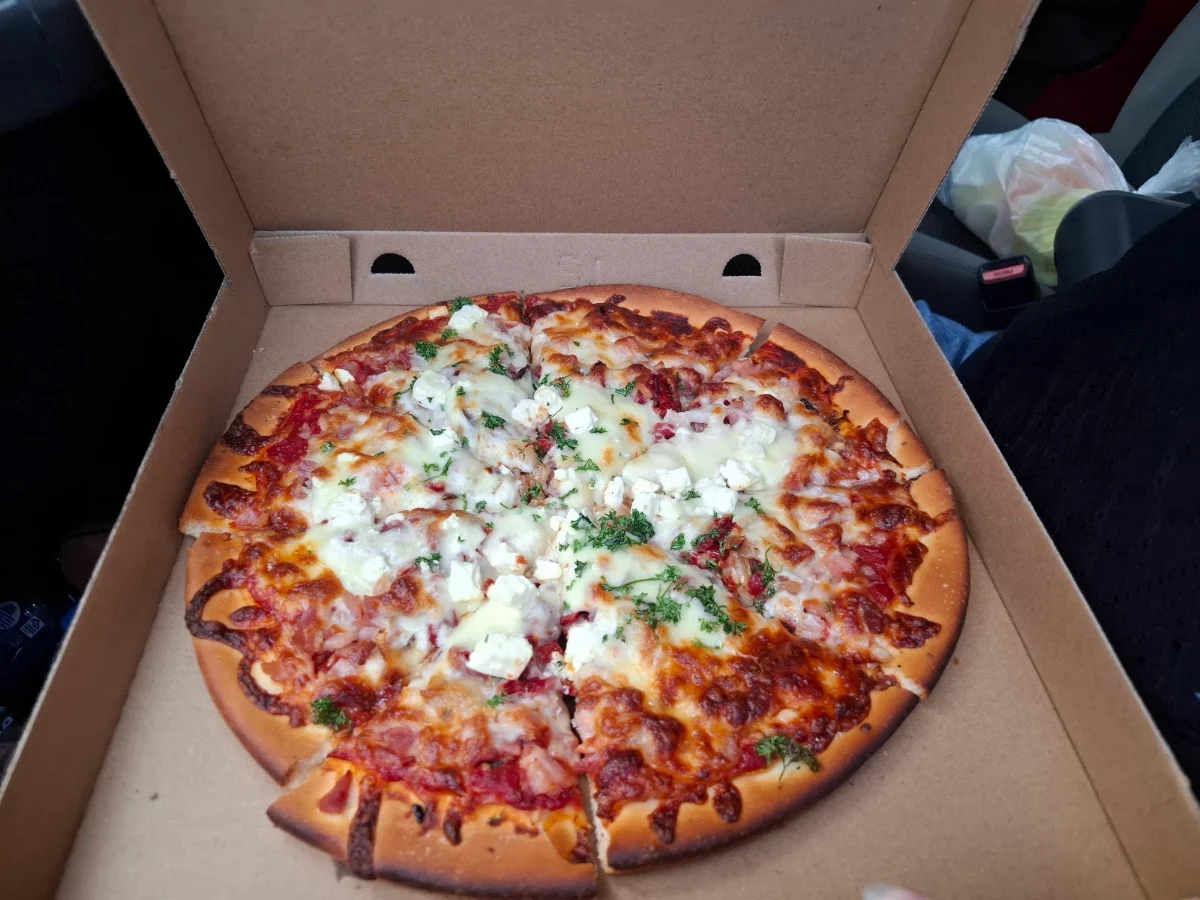 Highlights, Fresh Woodfire Pizza & Pasta