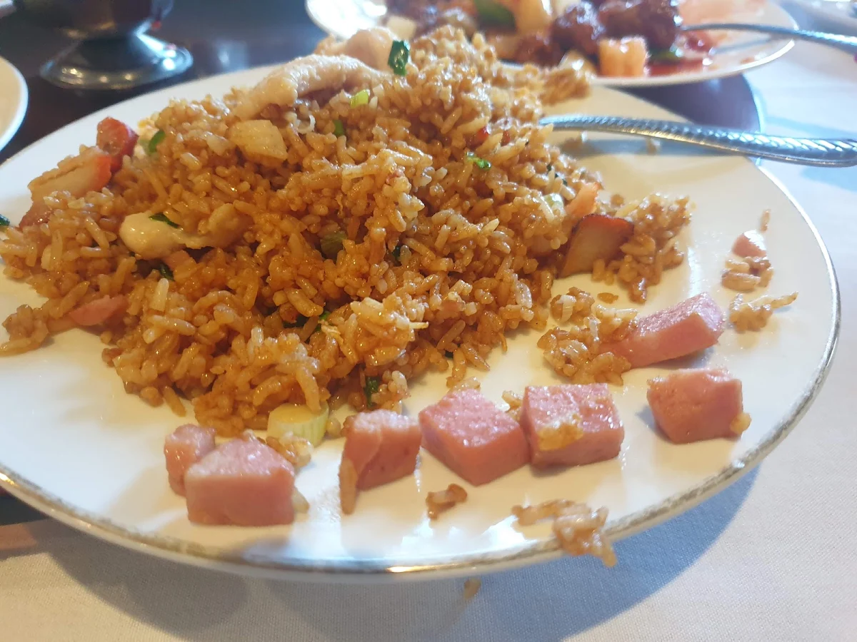 Fried Rice Devon, Common grounds
